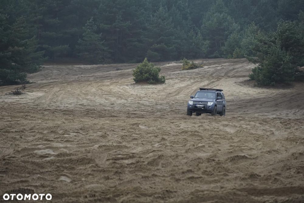 Mitsubishi Pajero 3.2 DID Intense - 9