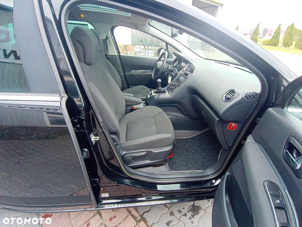 Peugeot 5008 HDI FAP 110 Access - 27