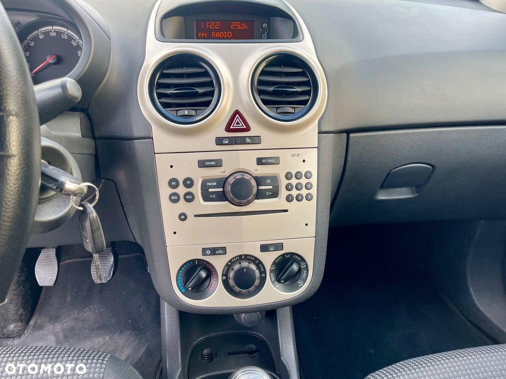 Opel Corsa 1.2 16V - 20