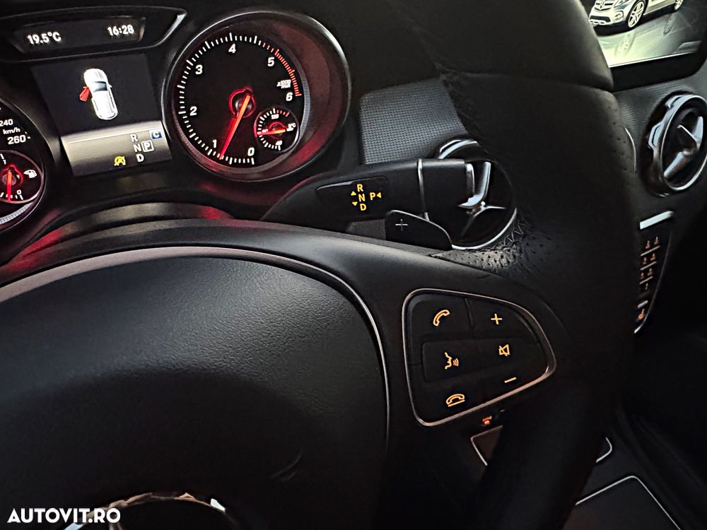 Mercedes-Benz GLA 220 d 4Matic 7G-DCT Activity Edition - 28