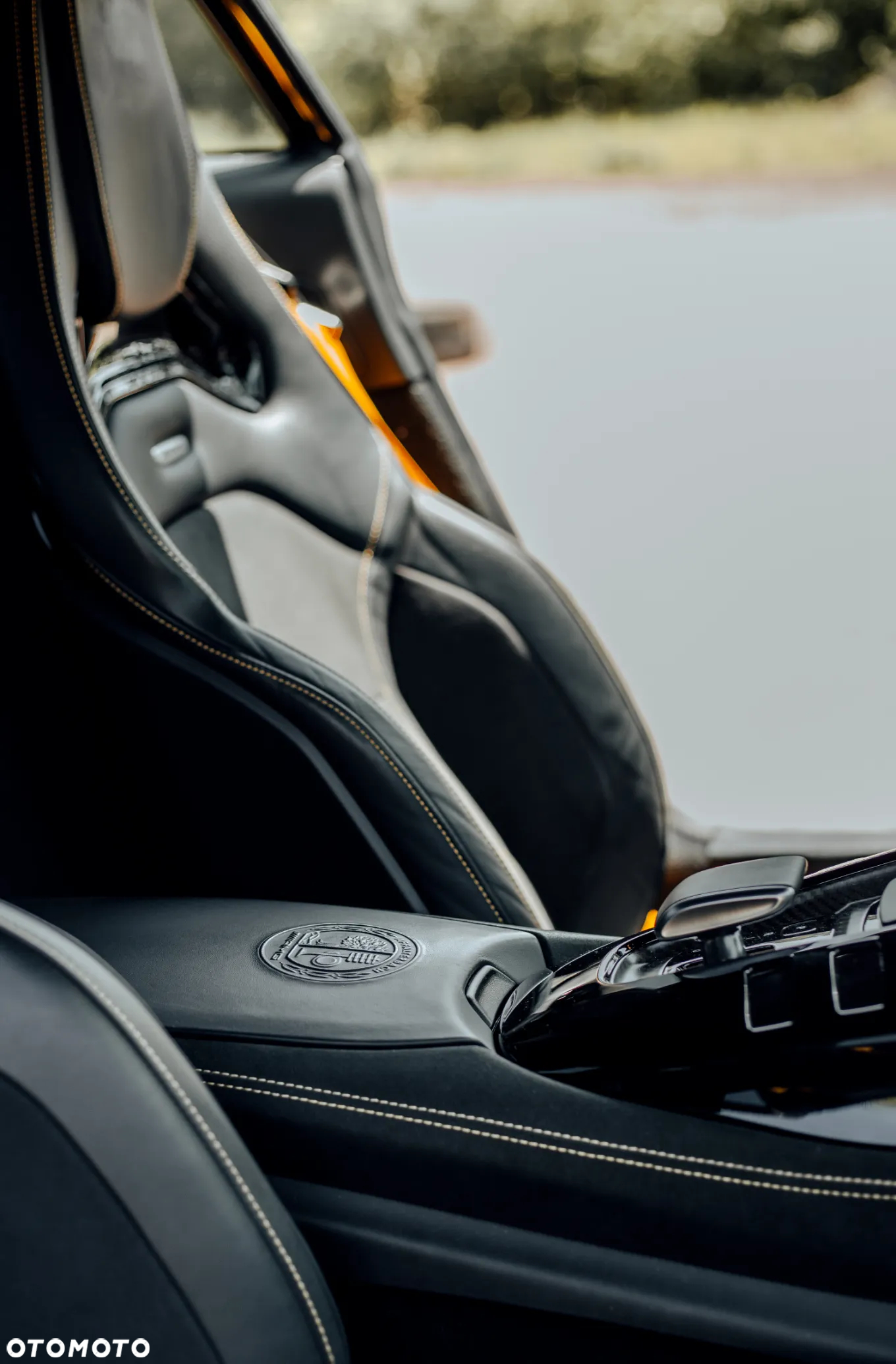 Mercedes-Benz AMG GT R - 10