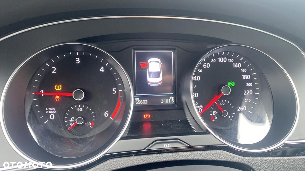 Volkswagen Passat 2.0 TDI EVO Business DSG - 16