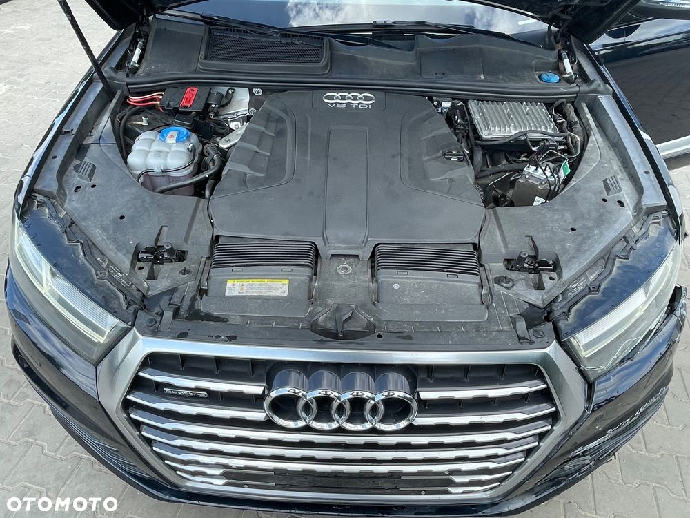 Audi Q7 - 12