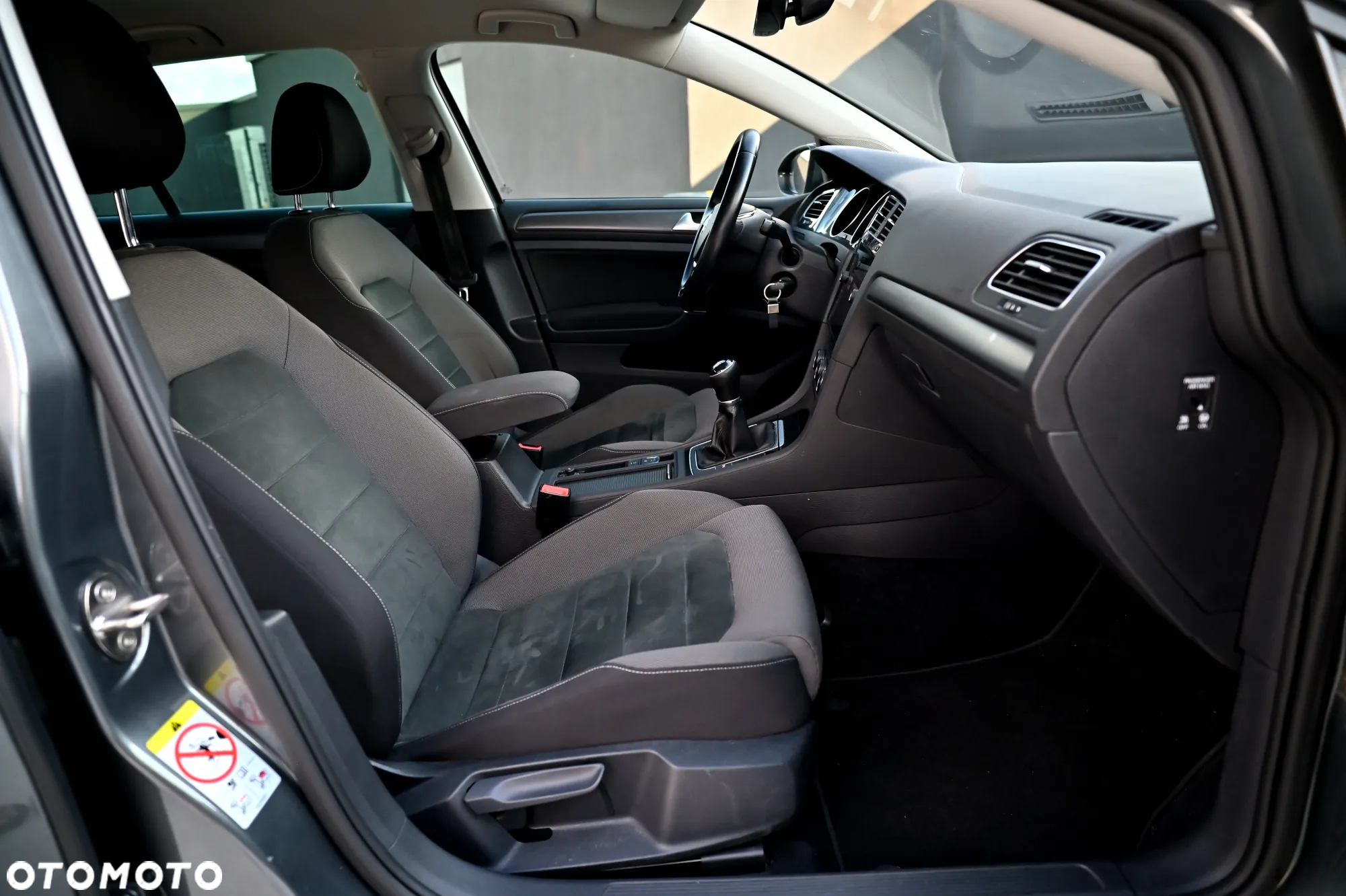 Volkswagen Golf Variant 1.5 TSI OPF R-Line - 28