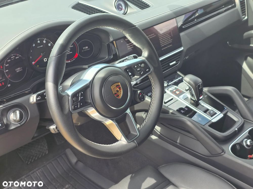 Porsche Cayenne Standard - 13
