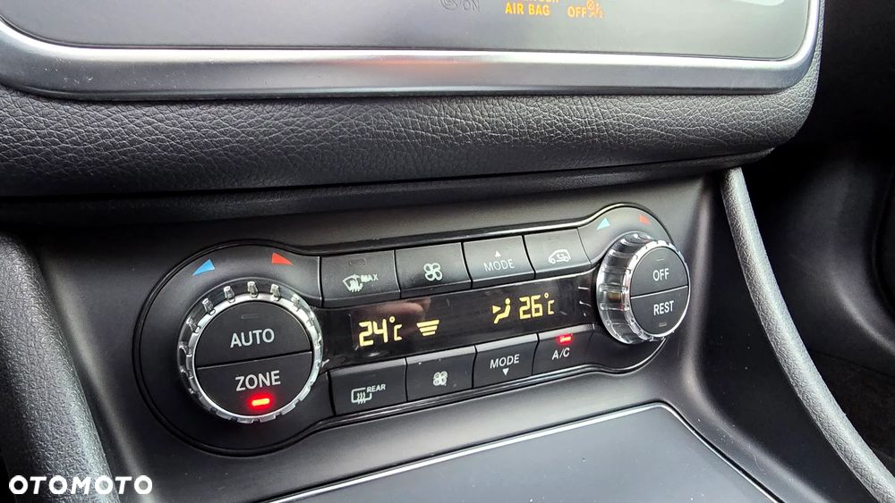 Mercedes-Benz CLA 200 d 7G-DCT AMG Line - 35