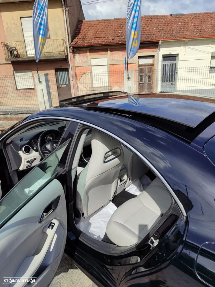 Mercedes-Benz CLA 220 - 9