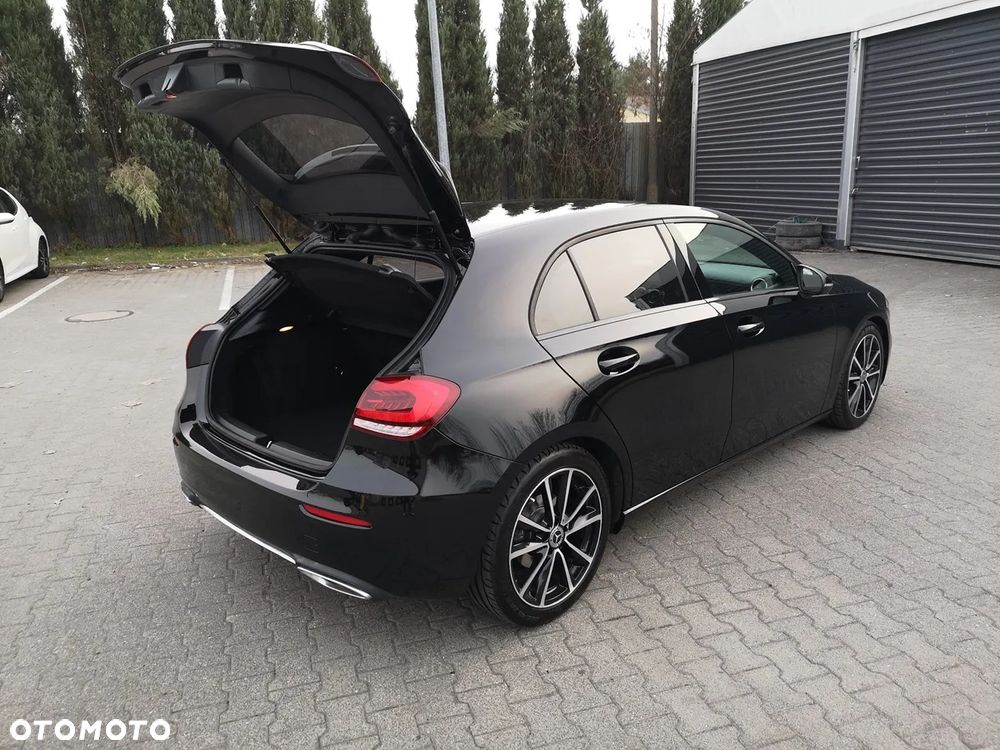 Mercedes-Benz Klasa A 180 d Edition 1 7G-DCT - 23