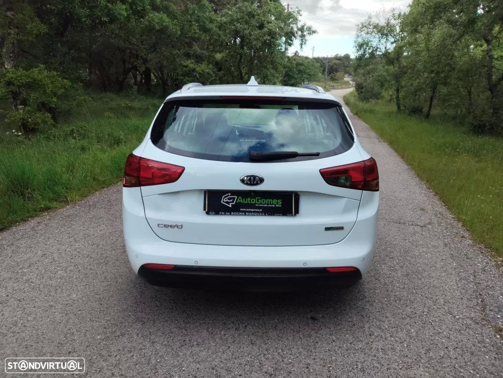 Kia Ceed SW 1.6 CRDi Nav Line - 9