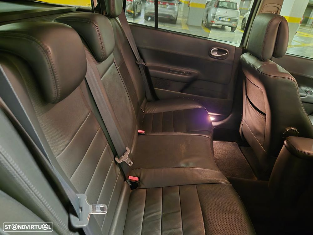 Renault Mégane Break 1.5 dCi Dynamique Luxe - 31