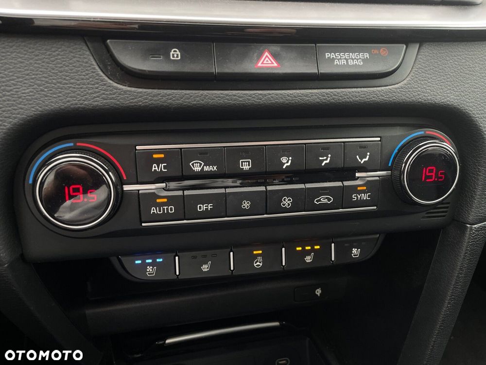 Kia XCeed 1.5 T-GDI Business Line DCT - 34