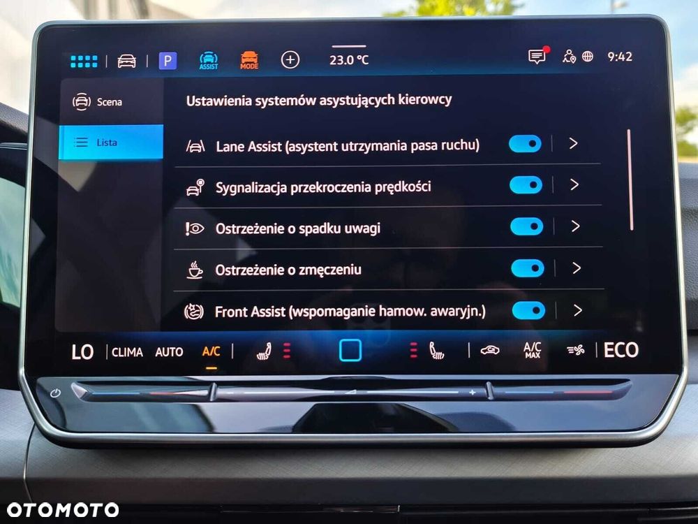 Volkswagen Golf 1.5 TSI EHybrid PHEV 150kW Life Plus DSG - 36