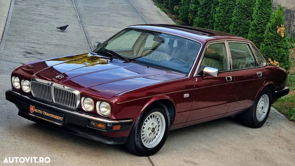 Jaguar XJ - 14