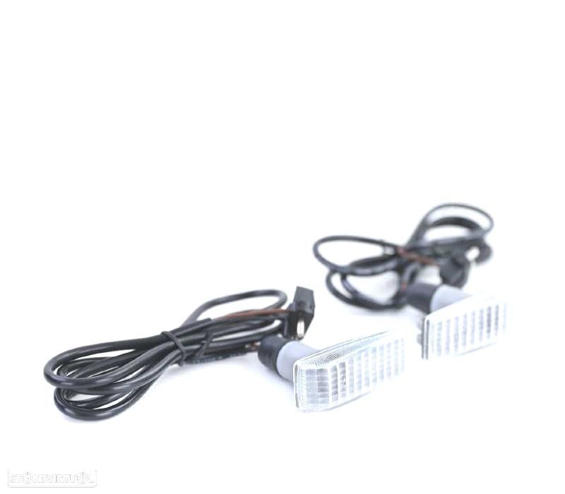 PISCAS LATERAIS MERCEDES W124 W201 82-93 CLASSE C W202 - 1