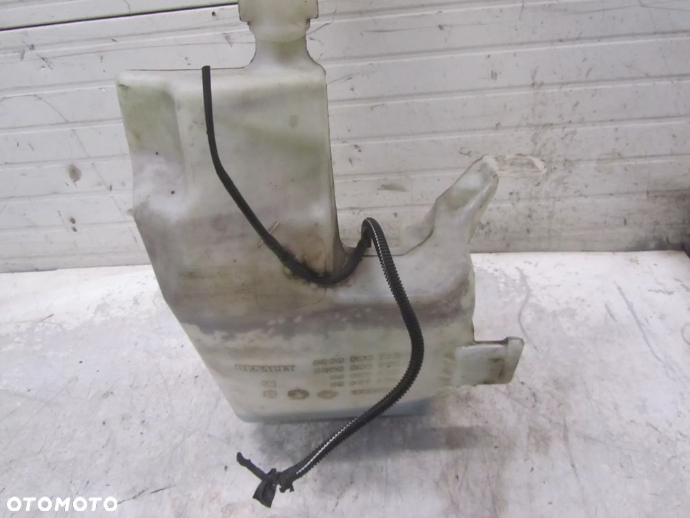 Renault Master III zbiorniczek spryskiwaczy - 3