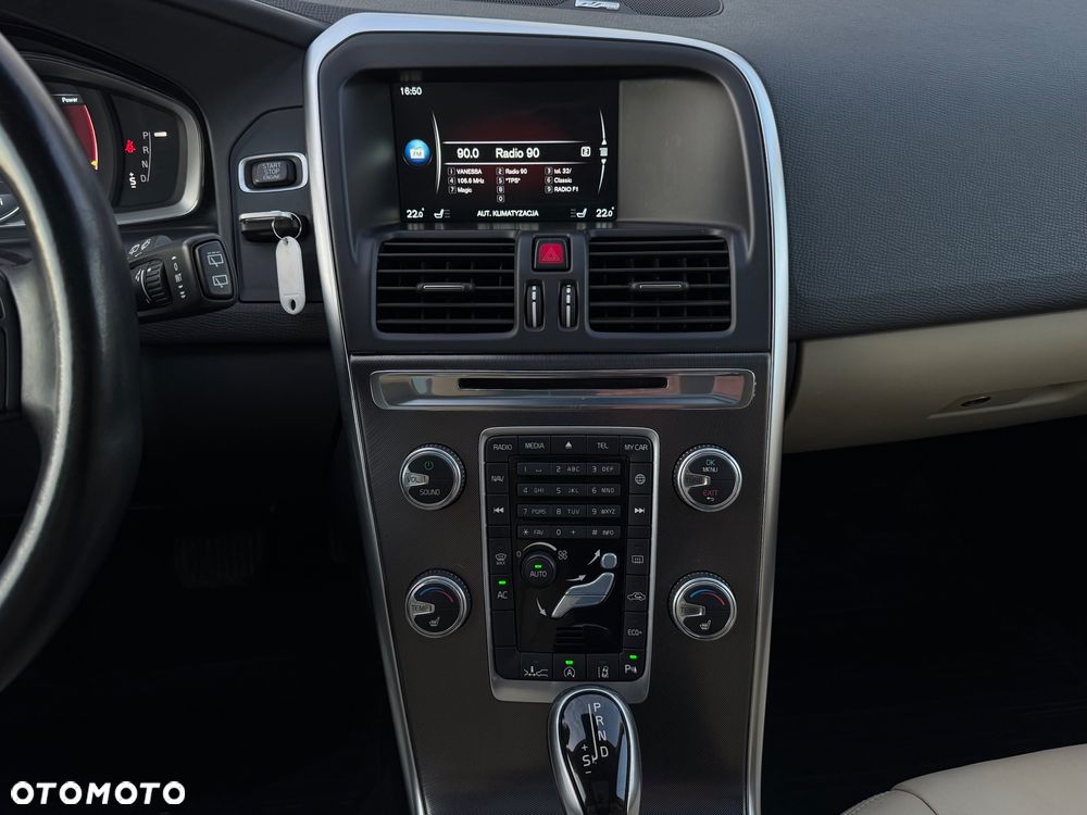 Volvo XC 60 D4 Geartronic Summum - 20