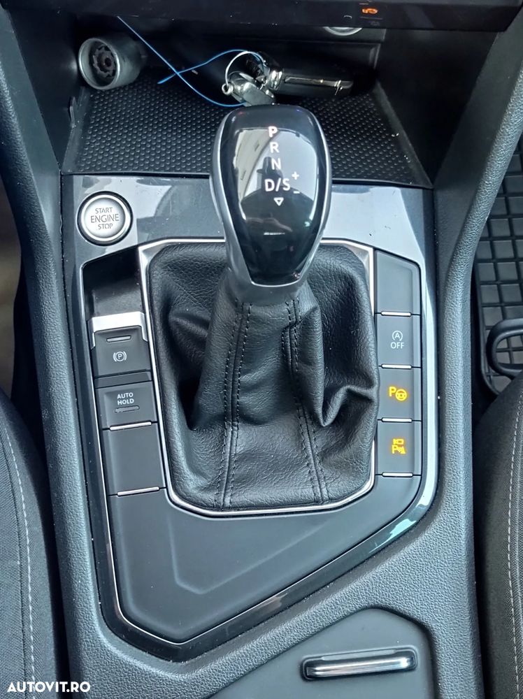 Volkswagen Tiguan 2.0 TDI 4Mot DSG Elegance - 36