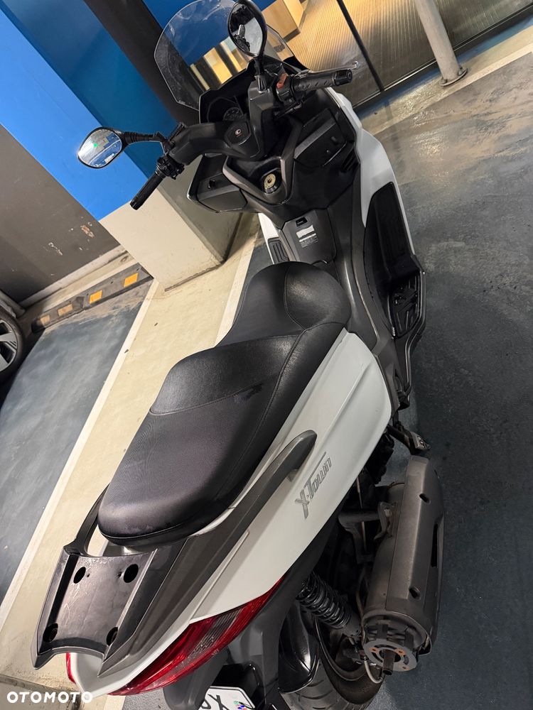 Kymco X-Town - 4