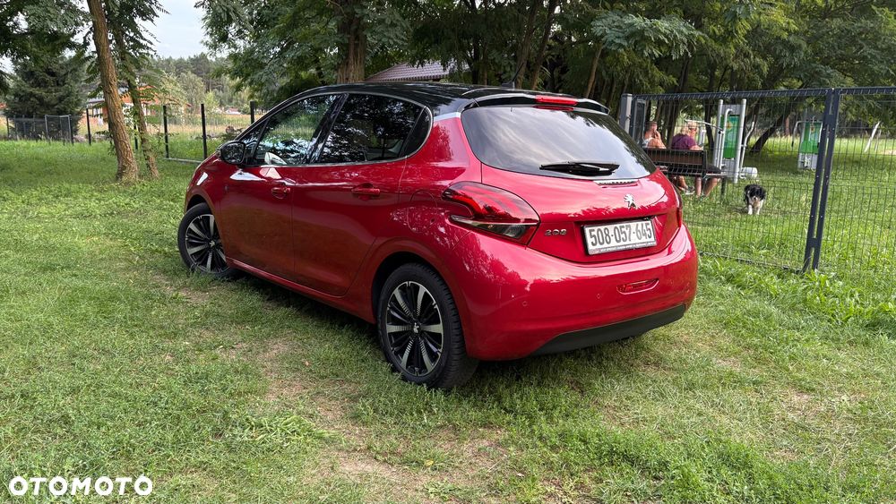 Peugeot 208 PureTech 82 Start & Stop Allure - 9