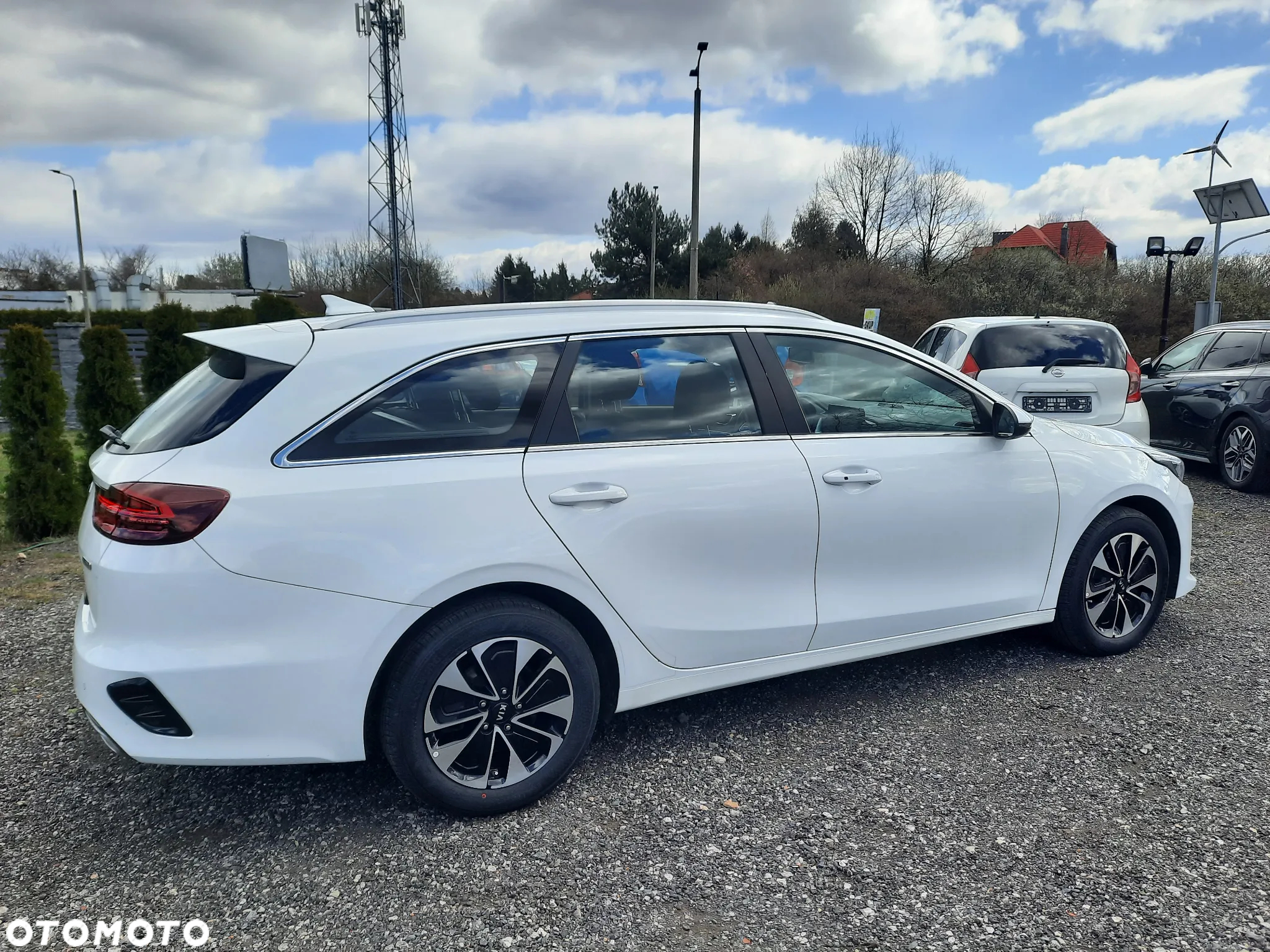 Kia Ceed SW 1.6 GDI DCT OPF Plug-in-Hybrid Platinum Edition - 9