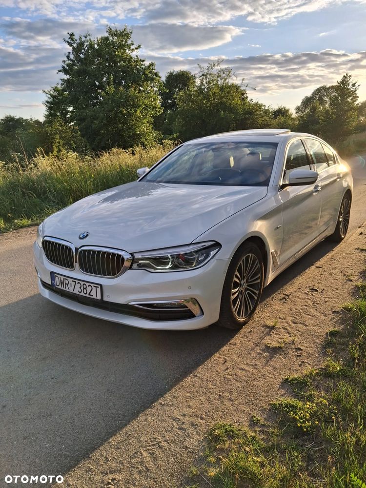 BMW Seria 5 520d Luxury Line - 1