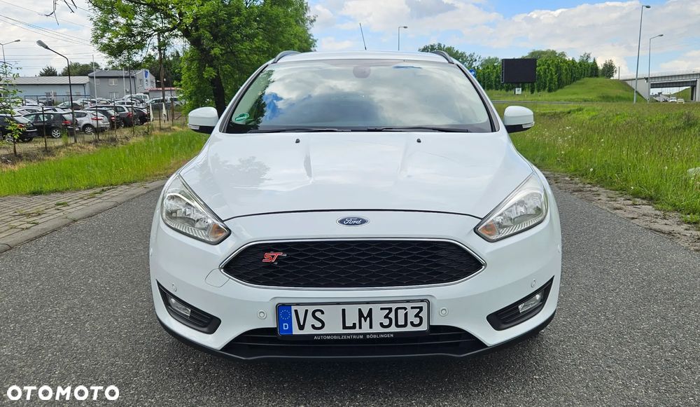 Ford Focus 1.6 TDCi DPF Start-Stopp-System SYNC Edition - 9
