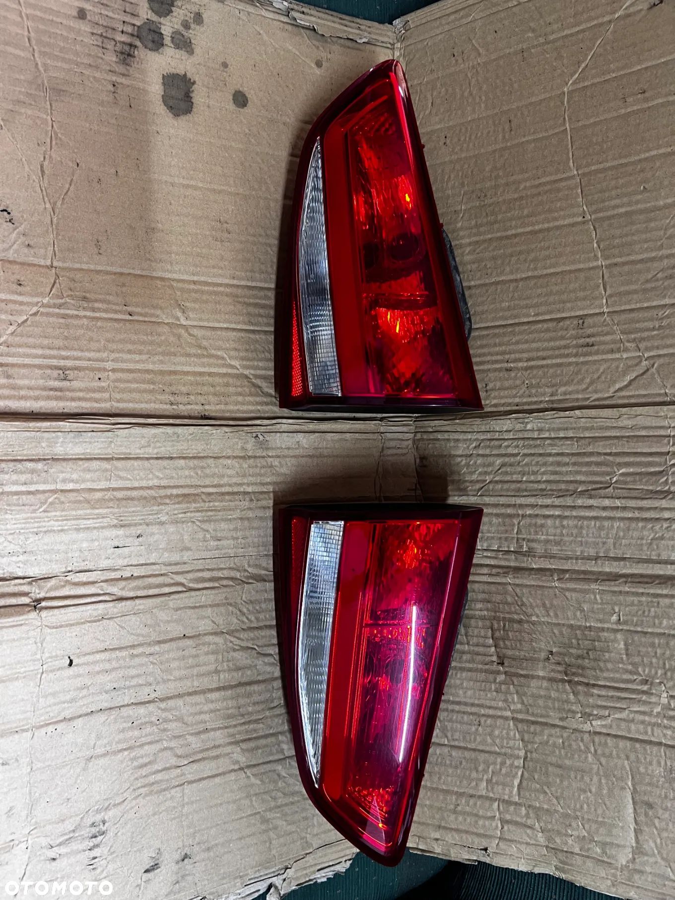 KIA Ceed II kombi lampa klapy bagażnika prawa/ lewa LED 92404a2500 92403a2500 - 1