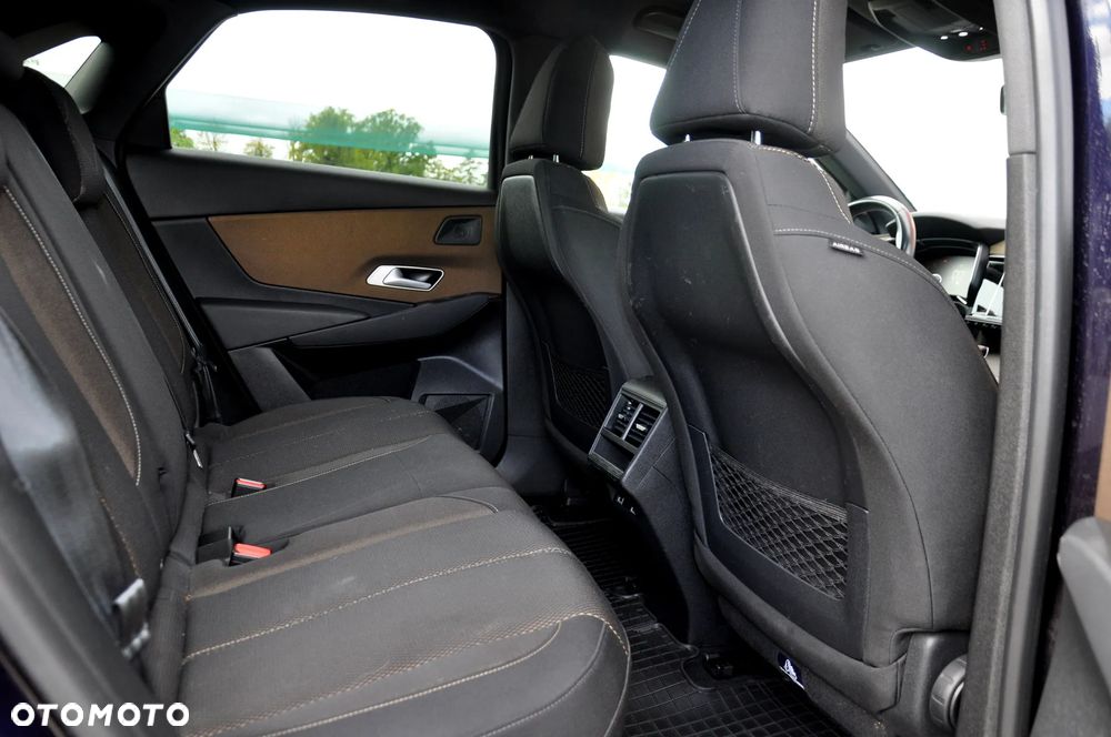 DS Automobiles DS 7 Crossback - 30