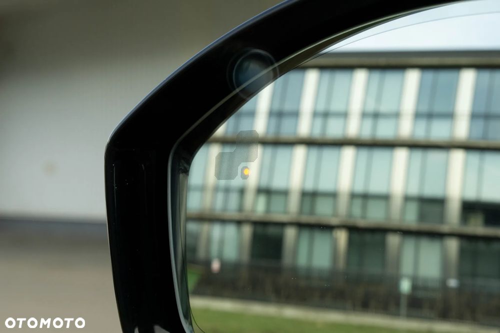 Land Rover Range Rover Evoque - 30