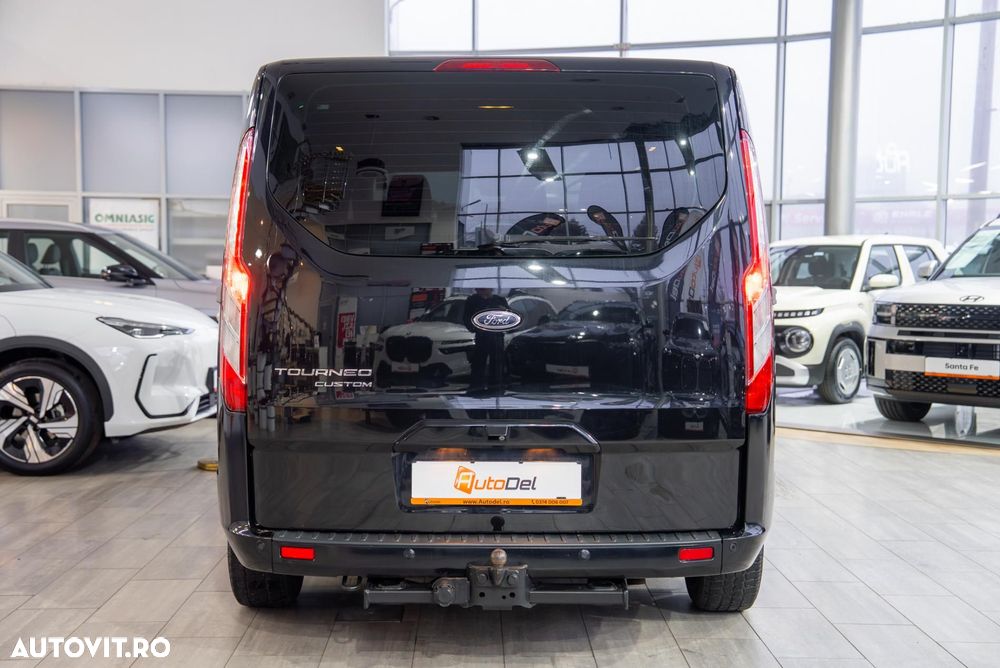 Ford Tourneo Custom 300 L1H1 VA Titanium - 10