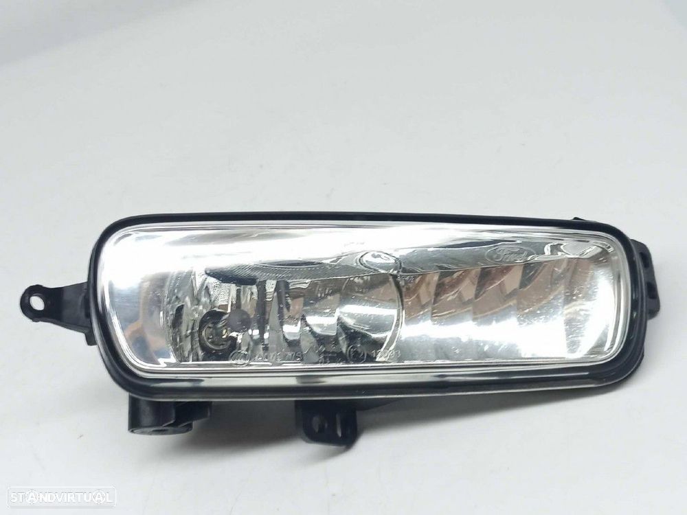 FAROL DE NEVOEIRO DIREITO FORD FOCUS LIM. TREND + - 1