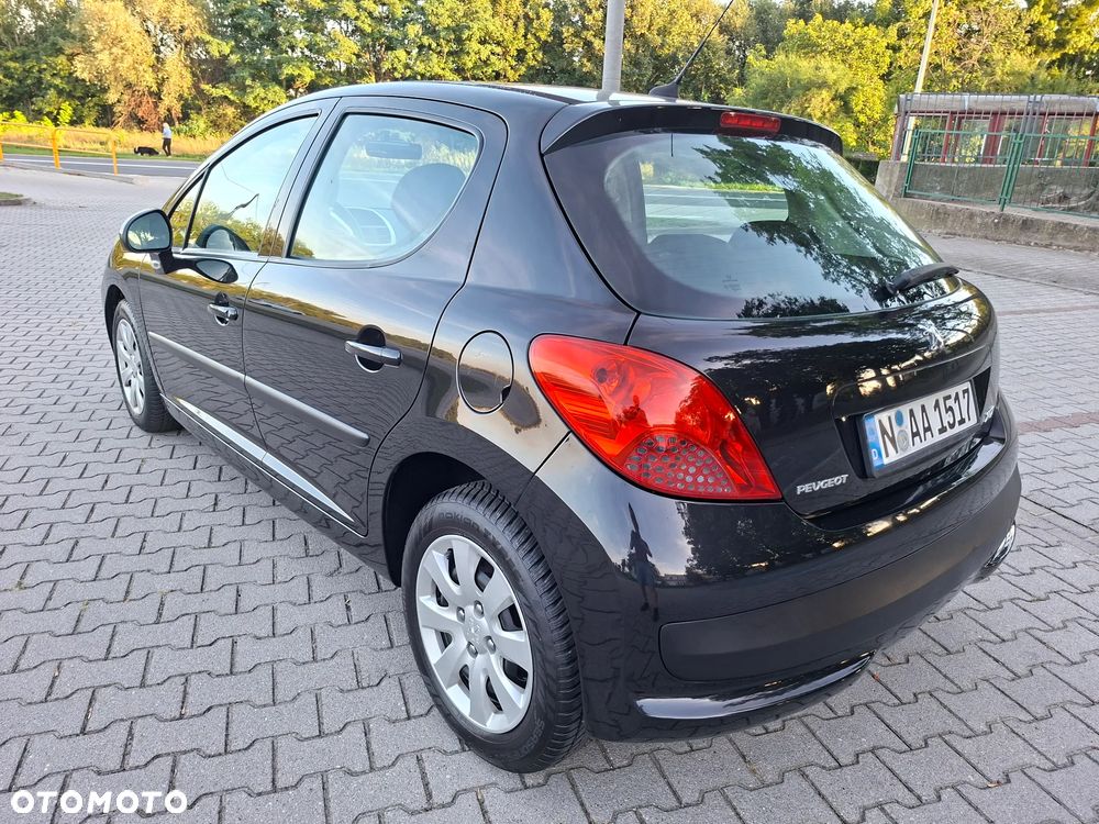 Peugeot 207 75 Filou - 7