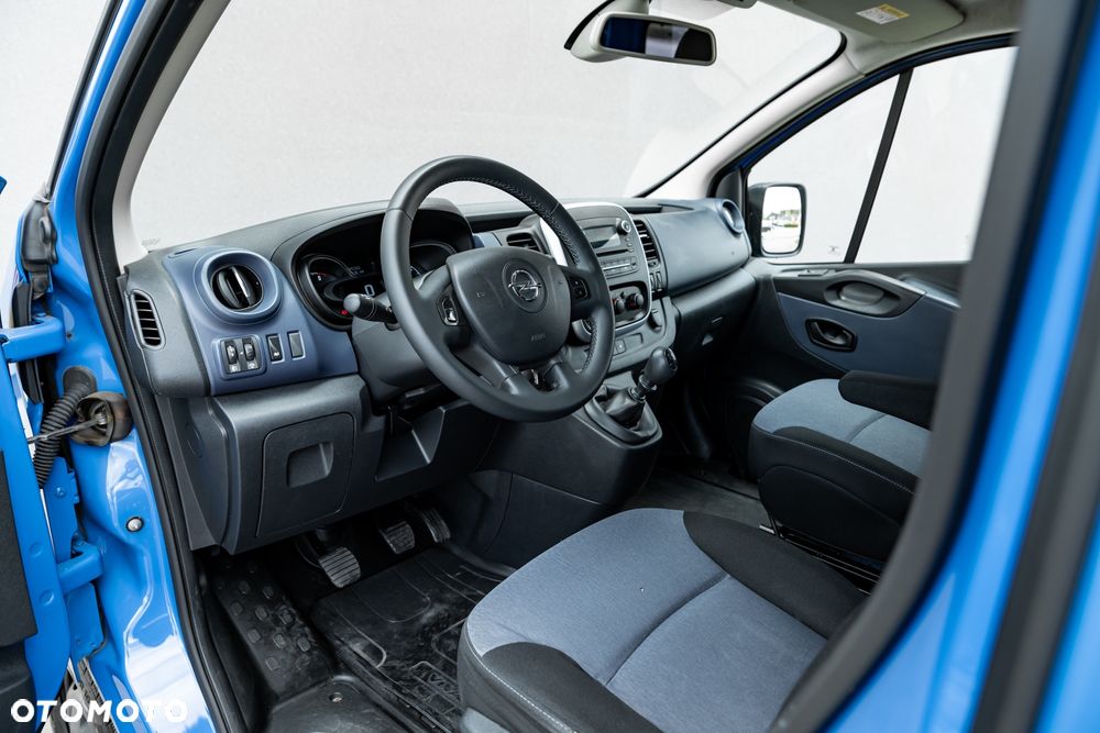Opel Vivaro - 13