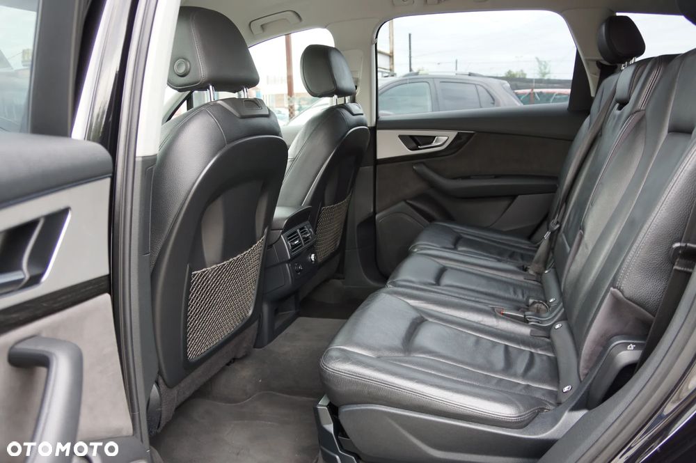 Audi Q7 - 34