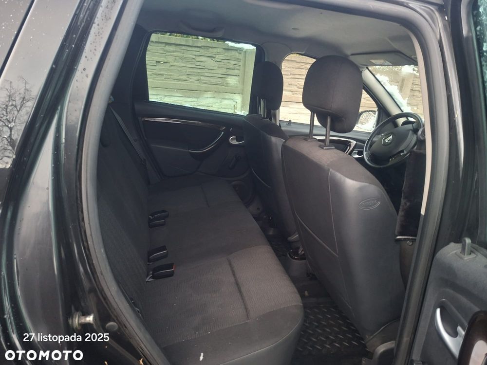 Dacia Duster 1.6 Laureate Euro5 - 9