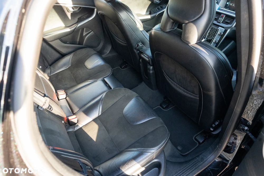 Volvo V40 D2 RDesign - 11