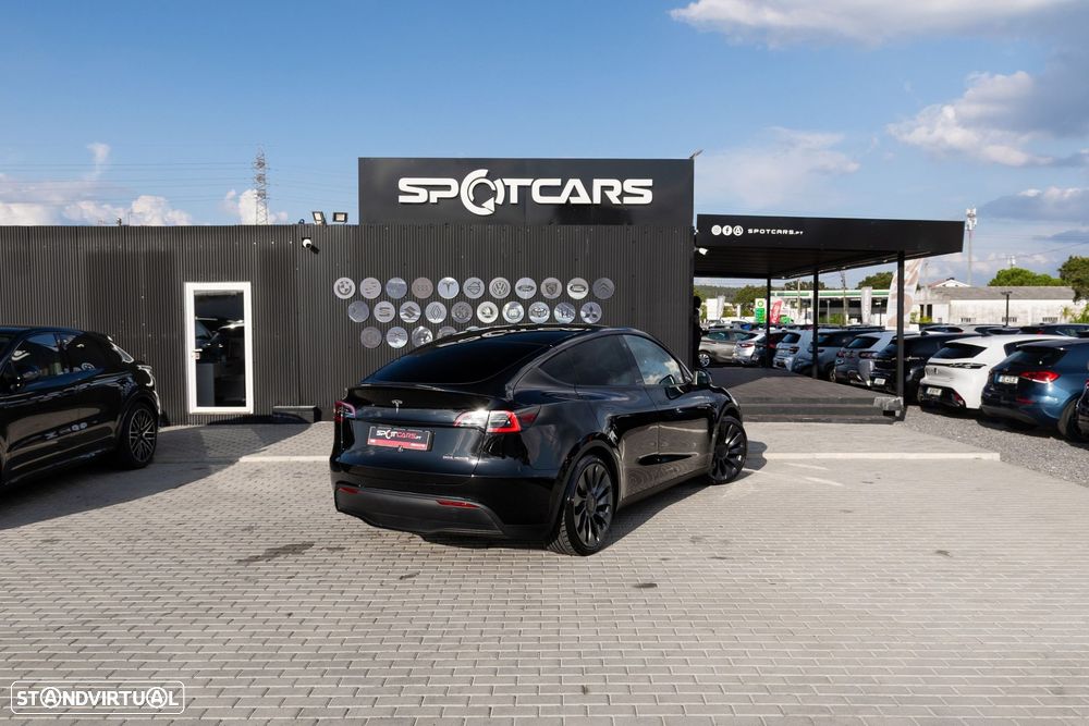 Tesla Model Y Performance Dual Motor AWD - 8