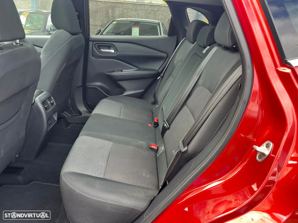 Nissan Qashqai 1.3 DIG-T N-Connecta - 8