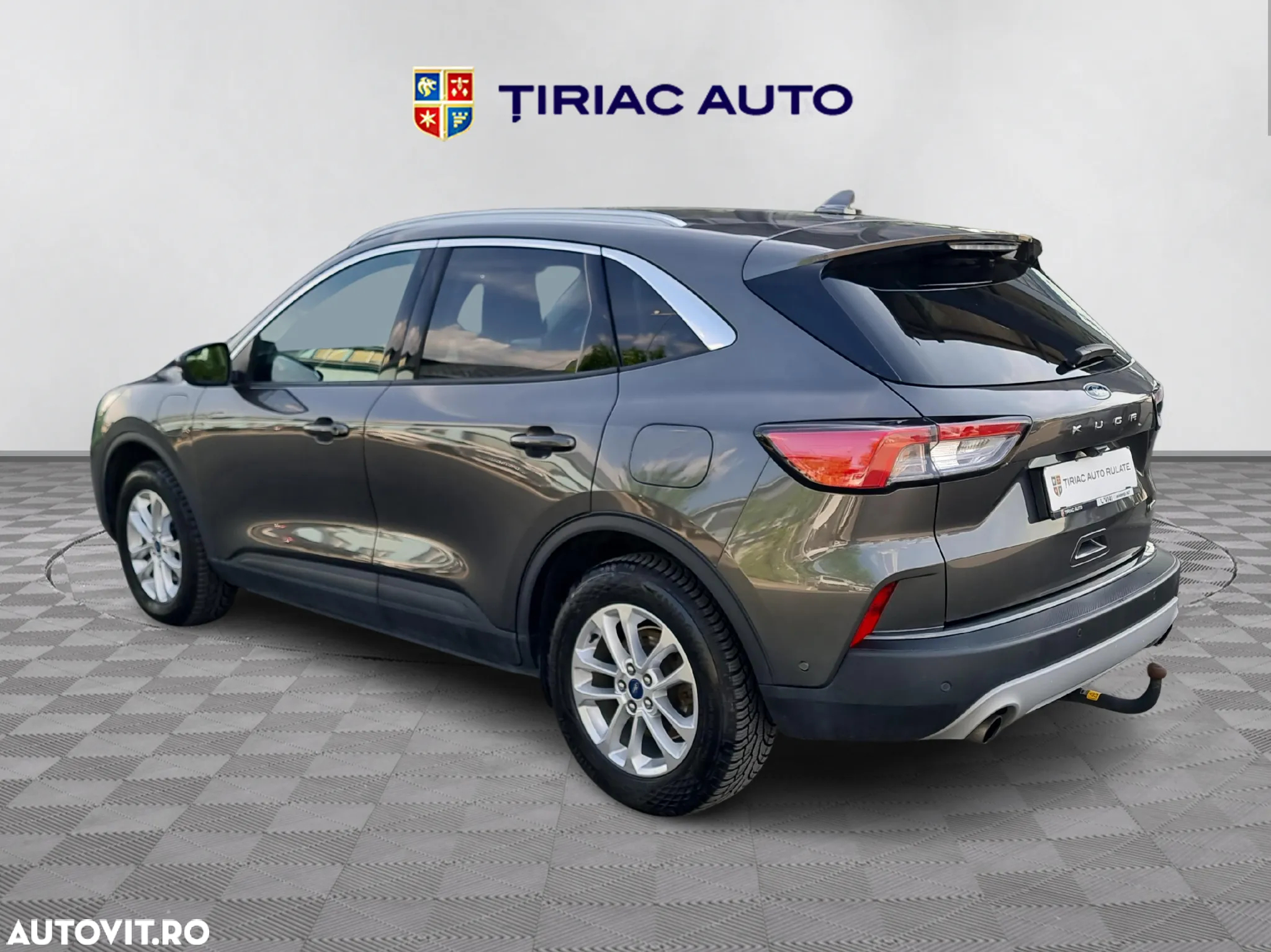 Ford Kuga 2.5 Duratec PHEV ACTIVE - 4
