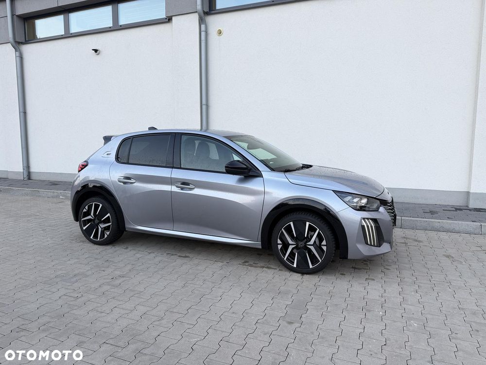 Peugeot 208 1.2 mHEV GT - 15
