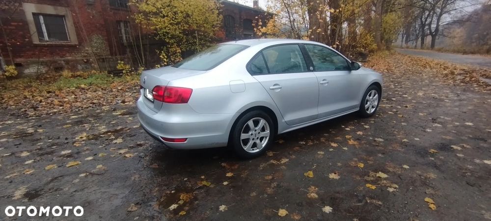 Volkswagen Jetta 1.2 TSI BMT Comfortline - 6