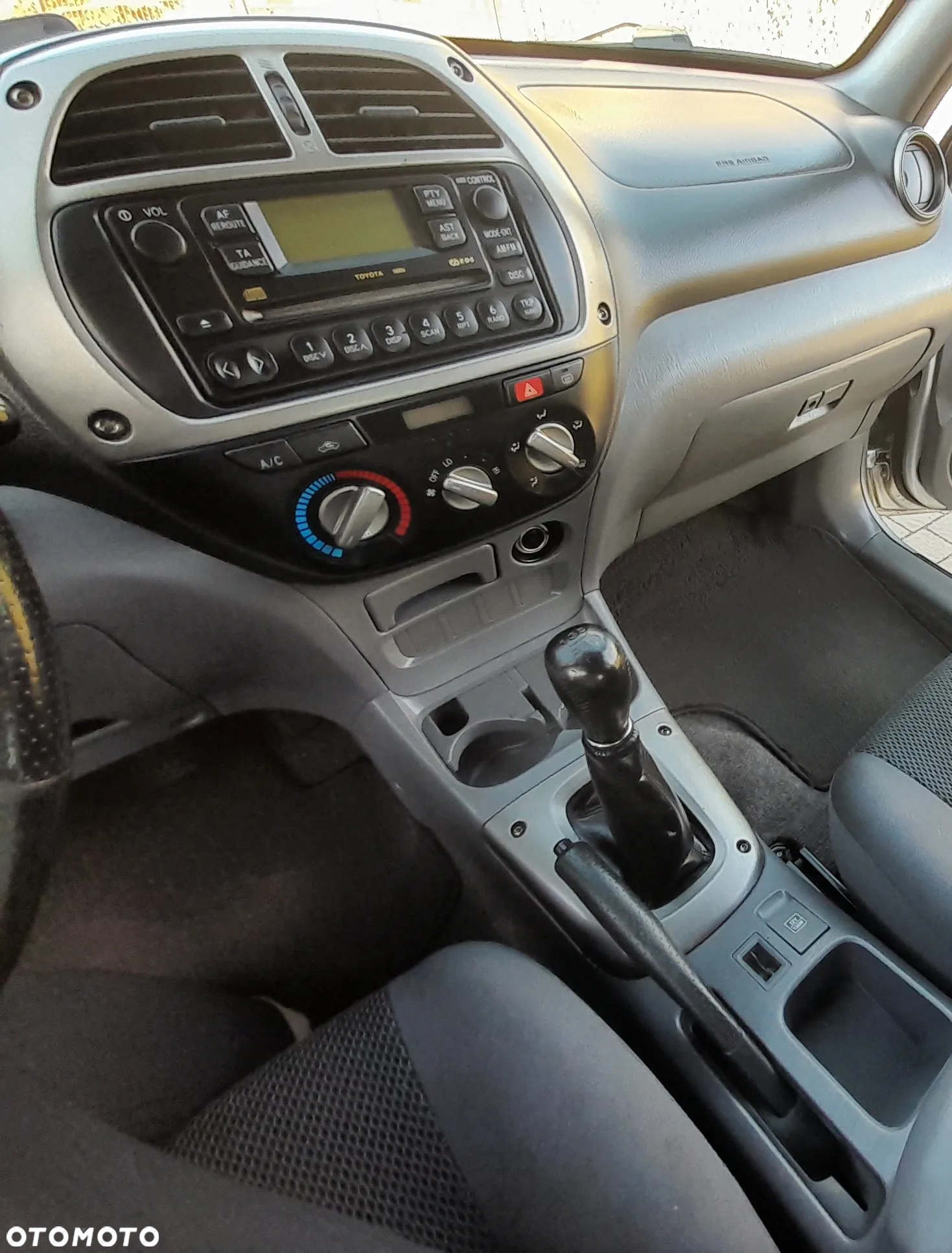 Toyota RAV4 2.0 D-4D 4x4 - 13