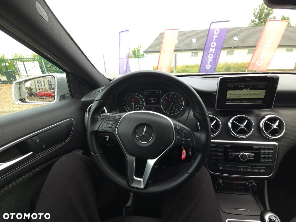 Mercedes-Benz Klasa A 180 (BlueEFFICIENCY) Style - 31