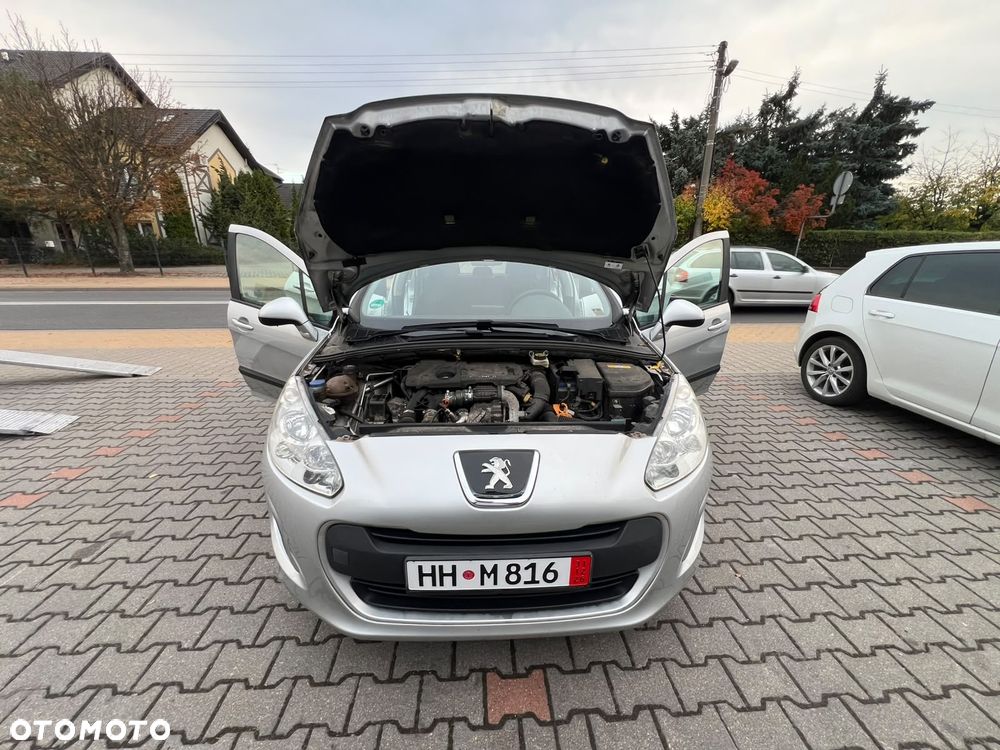 Peugeot 308 1.6 HDi Premium - 16
