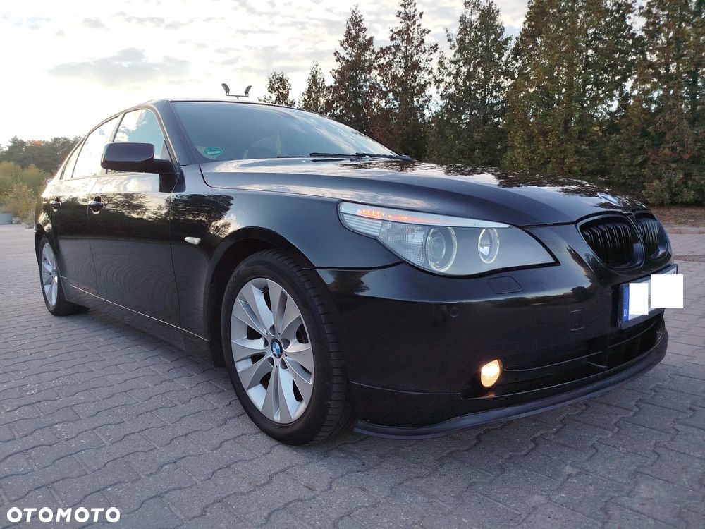 BMW Seria 5 520i - 7