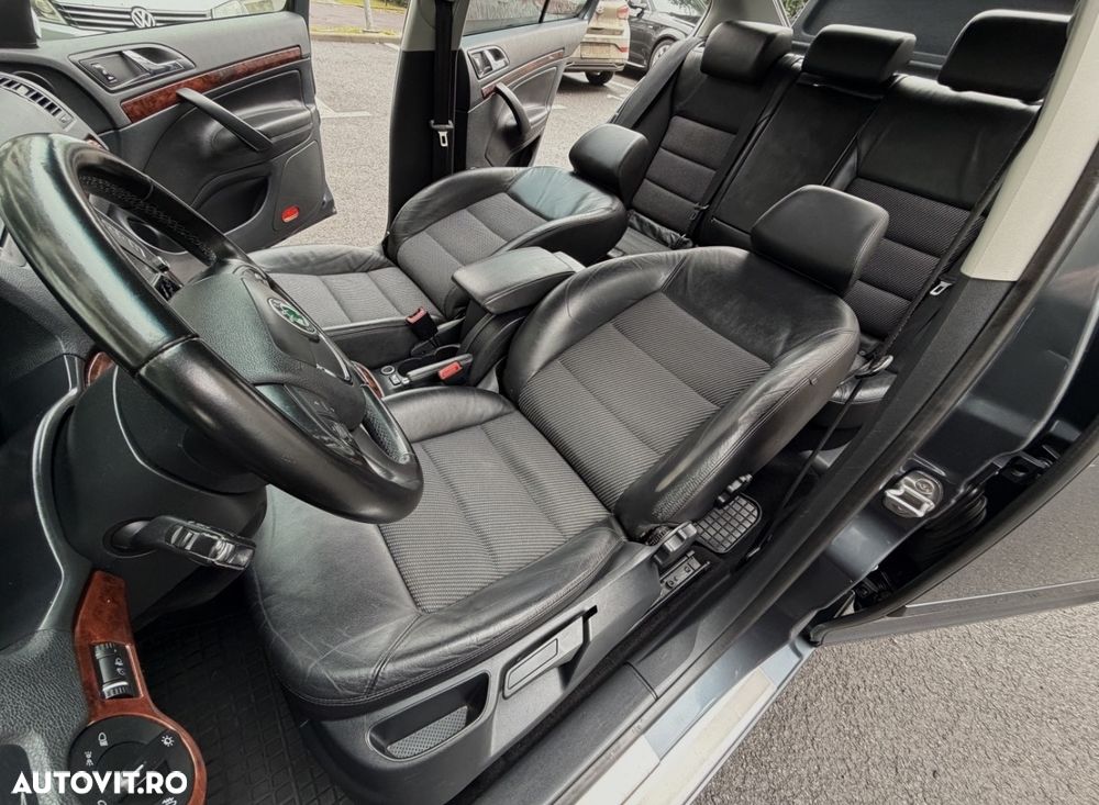 Skoda Octavia 1.6 TDI DPF DSG Elegance - 13