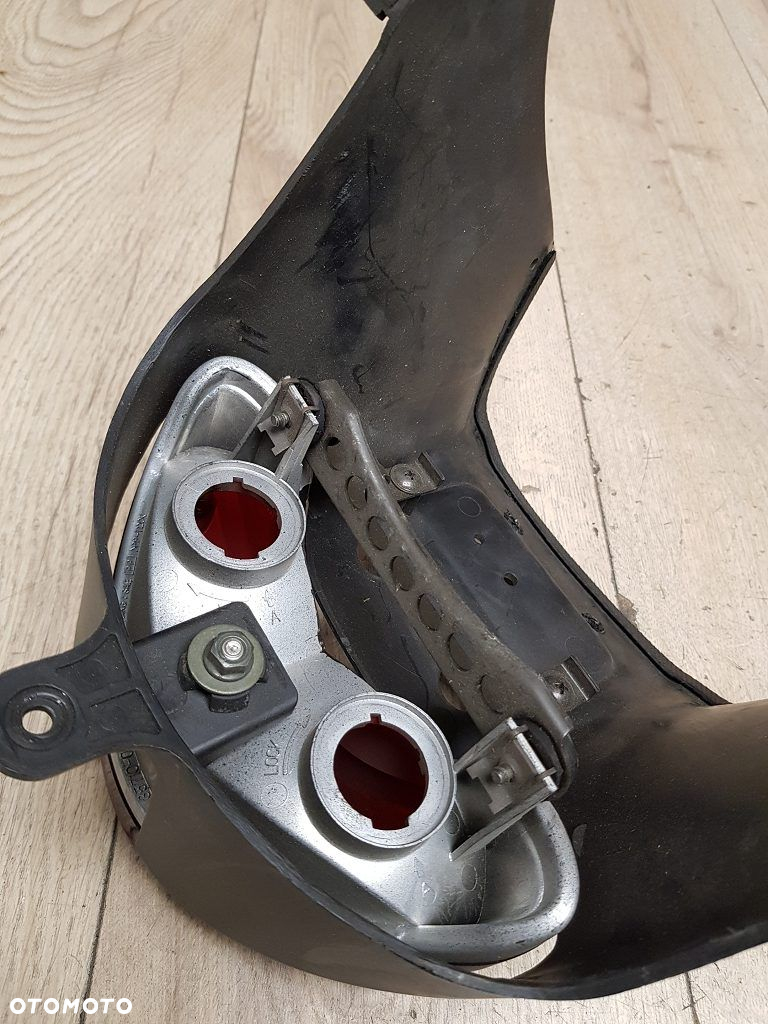 Lampa tył obudowa Suzuki TL1000 R - 12