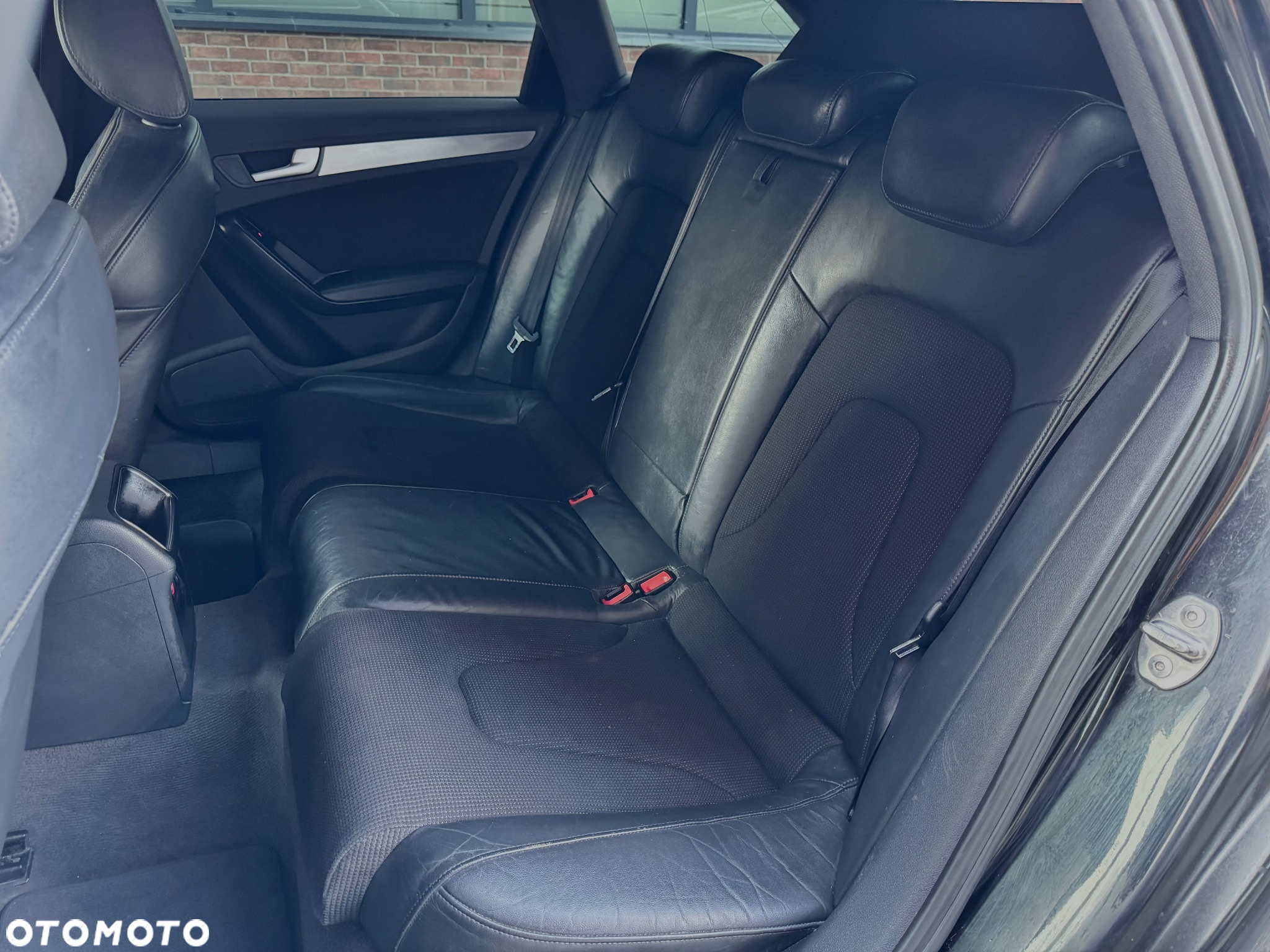 Audi A4 Avant 2.0 TDI Multitronic - 32