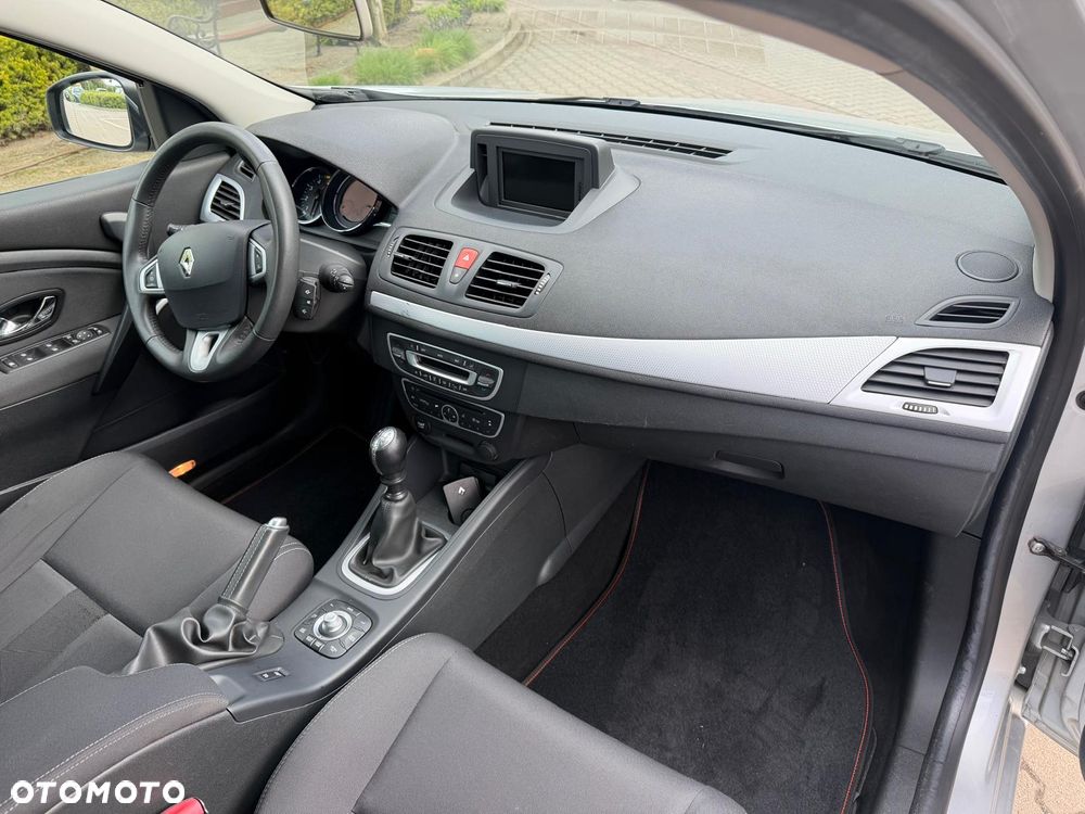 Renault Megane 1.9 dCi Bose Edition - 20