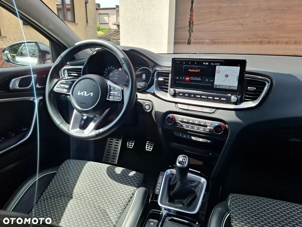 Kia Ceed 1.5 T-GDI Business Line Plus - 28